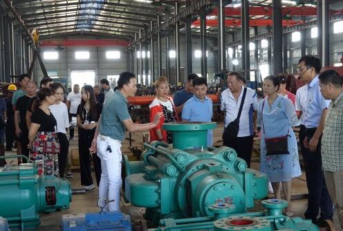 湖南省五金机电商会至中联泵业参观交流，探讨离心泵发展方向