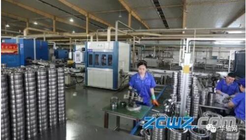 球面滚子轴承生产现场