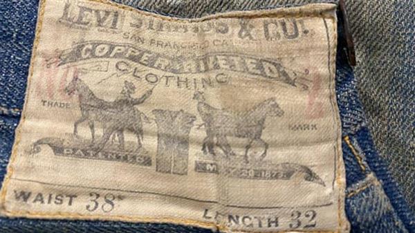 废矿井发现140年前牛仔裤：样式和现代几乎一模一样 拍出62万元