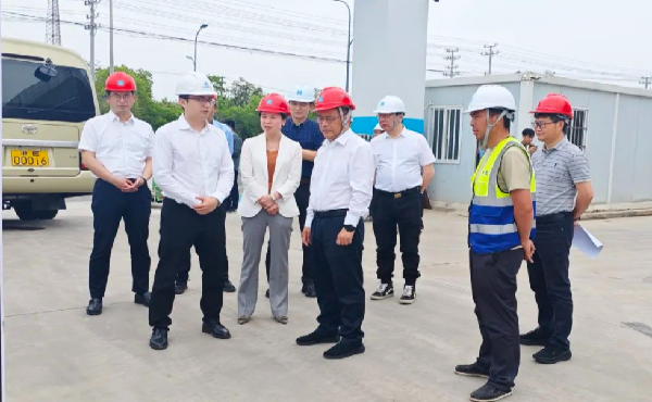 湖州市领导调研上阀（湖州）项目建设现场