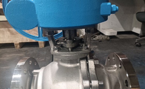 上海禹轩QDX3-8手动/电动涡轮箱：蝶阀与球阀应用中作用差异解析