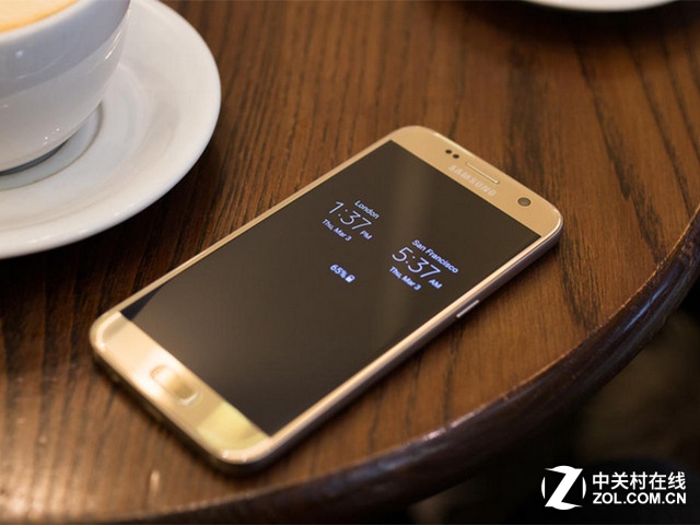 不止是炫酷 三星S7息屏提醒能告诉你什么 