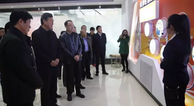 自治区政协领导白志杰一行莅临正生公司参观指导