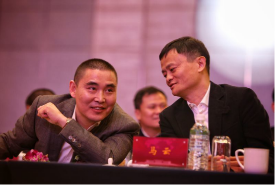 在京浙商成立服装分会  会长卢坚胜成30万商户转移“领路人”