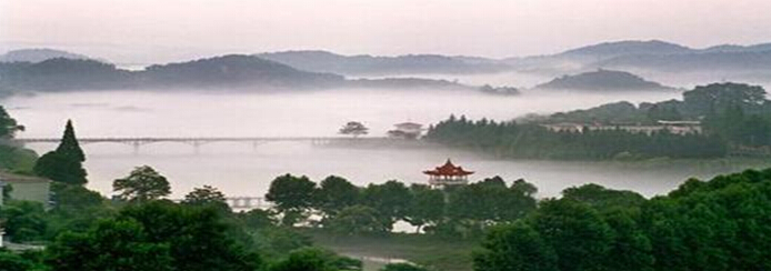2016全国公开水域游泳系列赛花亭湖站举行